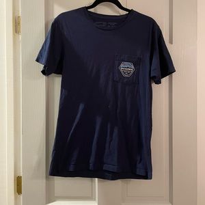 Euc navy men’s slim fit Patagonia logo pocket tee size small